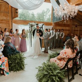Black Barn Kristin ceremony in barn